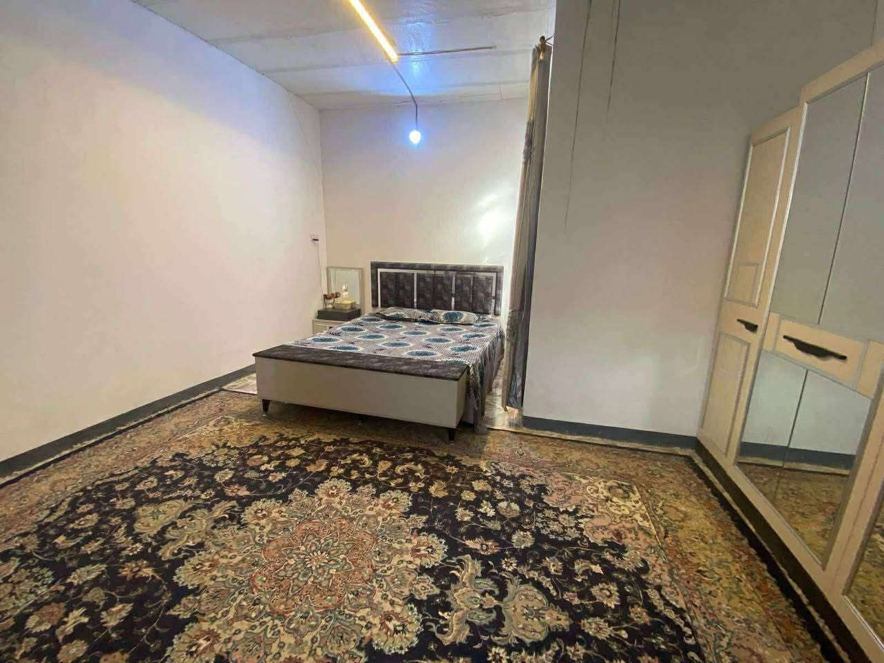 السلام عليكم
بيت طابقين 50 متر طابقين طابو زراعي سند 25 مرقم بالمحكمة
 السهيلية شارع معمل الدبس 
الطابق الأرضي  
استقبال ، مطبخ ، صالة ، صحيات ، منور 
الطابق الثاني 
غرفة ، صالة ، صحيات 
السعر 30 مع المجال 
للأستفسار الأتصال على الرقم 
***********
