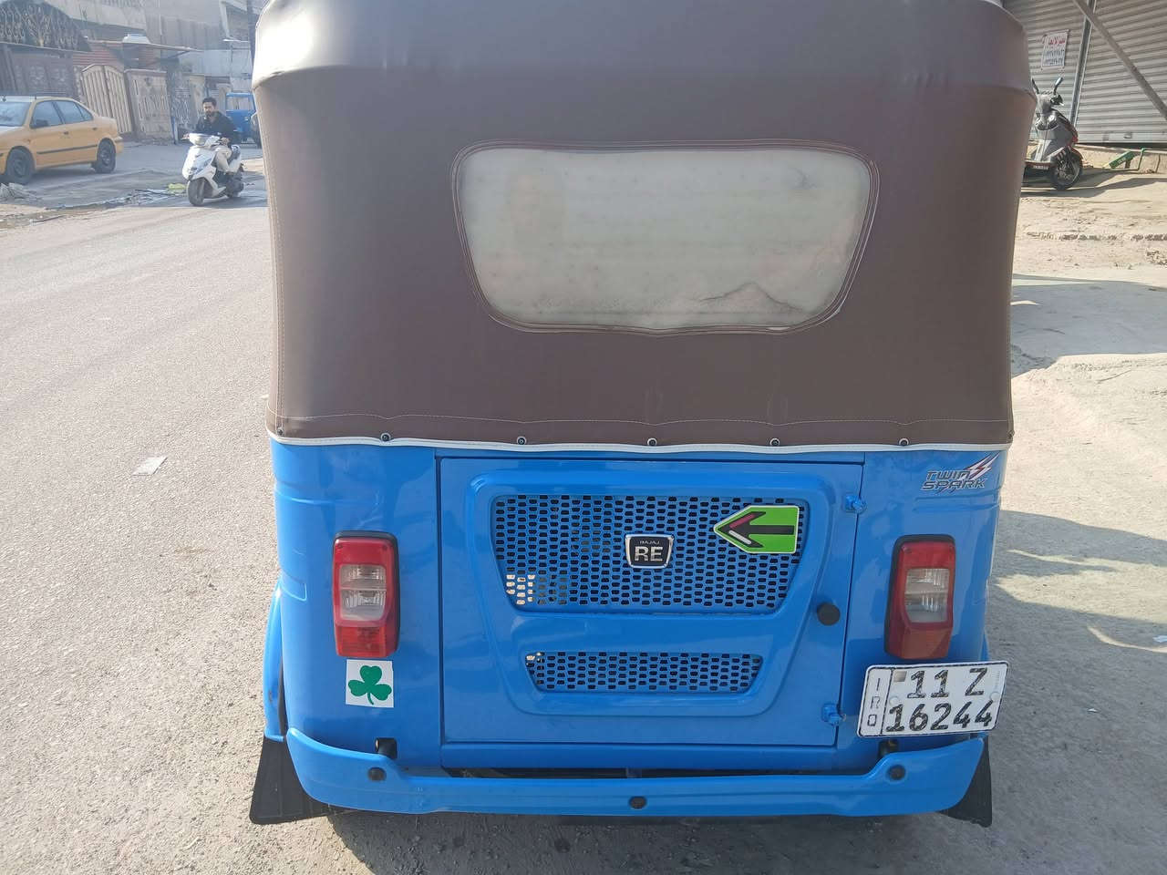 السلام عليكم إخوان تكتك 2022 كفالة عامة مكينةخير من الله ***********السعر خاص مكاني بغداد الدورة ابو دشير
