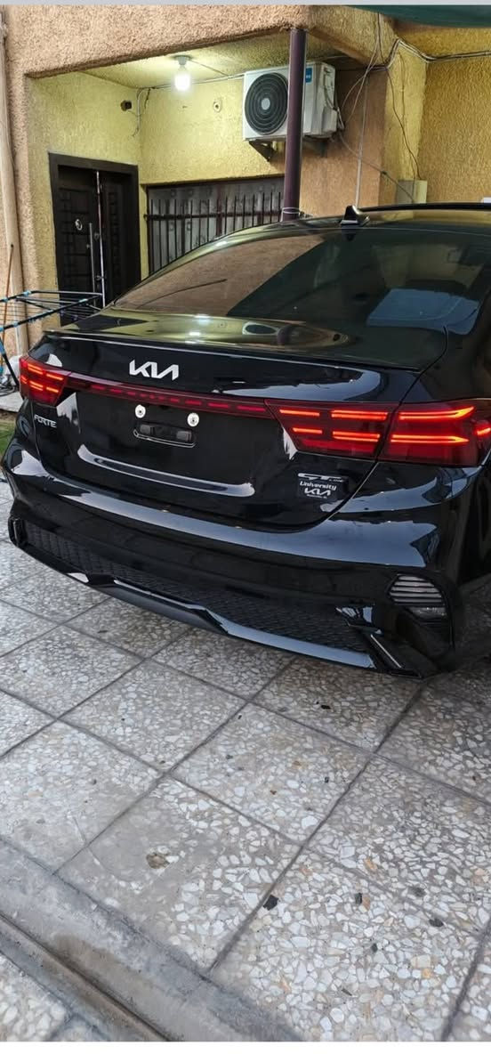 السلام عليكم كيا فورتي جي تي لاين وارد امريكي موديل ٢٠٢٤ باأسمي رقم بغداد اني مرقمها فتحه سقف رادرات ٣٦٠ درجة توقف ذاتي سايد بريك دكمة اتوهولد كشنات جلد ومخمل ختم جيتي لاين تحديد مسار شاشة جبيرة تدعم الكاربلي وباقي مواصفات الجيتي لاين معروفة ماشية ١٢ الف يعني بحالة الزيرو محرك 2000 دوش حادثها موضح بالصور بدون صبغ ولاتبديل السيارة كلها ليبل واحد الجاملغ اليمنى معمر بارد سعرها 160 وبيها مجال حك الجية العنوان بغداد رقمي ***********
