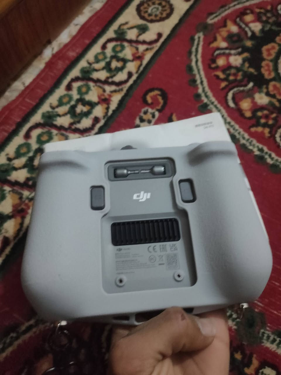 سلام عليكم ياللة درون Dji mini 3 مكفولة كفالة عامة بطارتين عادية وبلاص طايرة 17 مرة بس جبتة وهسة توازيت على بيعتة وعلي تخبل احلة من الصور سعر 800 قفل توصيل ماكو العنوان الديوانية تفيدك تعال واتساب ***********
