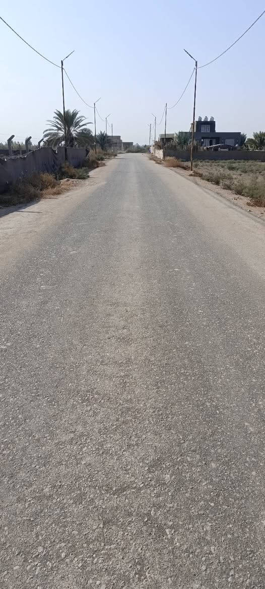 السلام عليكم قطعه سند ٢٥ للبيع المساحه (300م)   مسيجه   بي ار سي المكان نزله الزبيد تبعد عن الشارع الديوانيه دغاره العام ٢٠٠ متر الخدمات تبليط ماء خطين كهرباء وتبعد عن المدارس ٥٠ متر متوسطه وابتدائيه صيدليه ومسجله في طابو الدغاره الاستفسار على هذا الرقم ***********ما متواجد على الفيس

