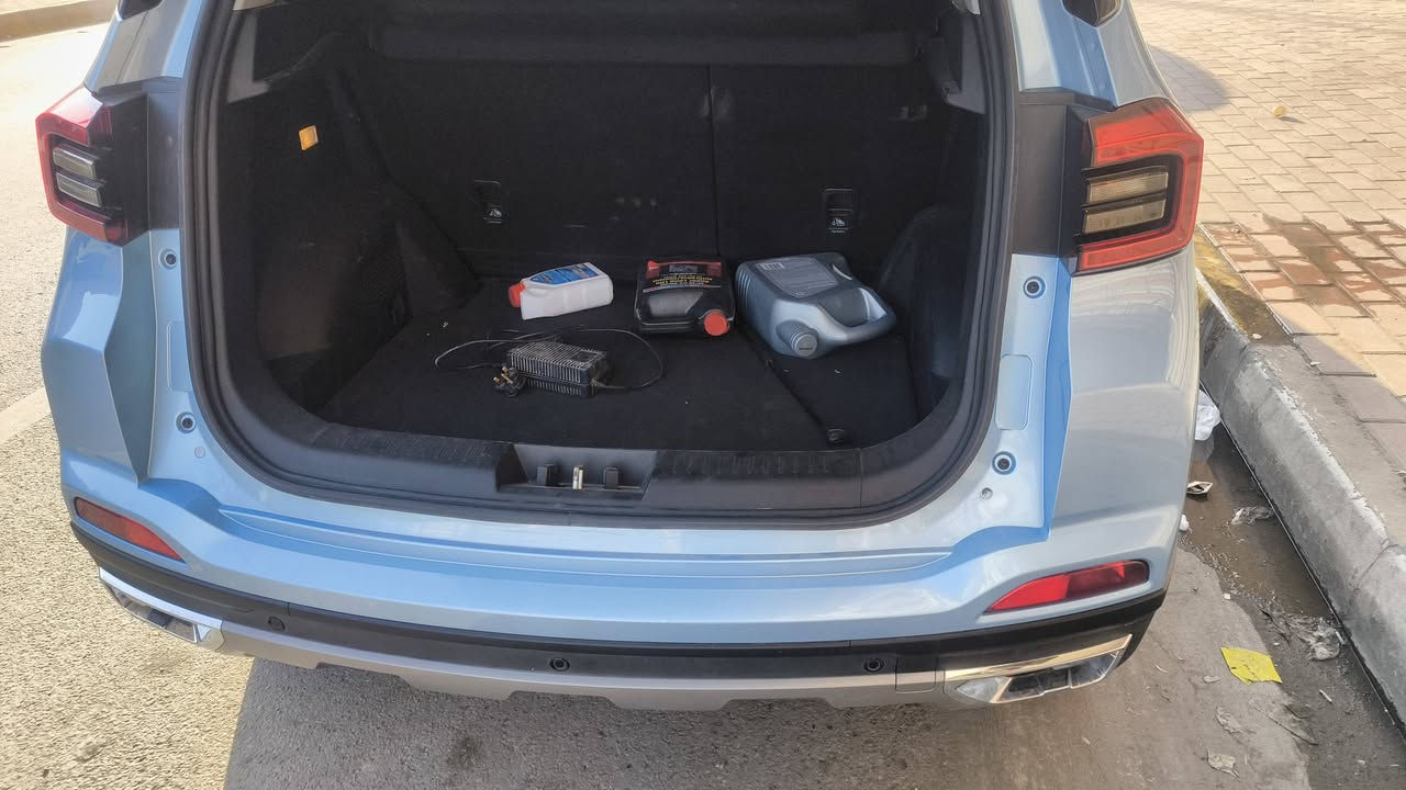 السلام عليكم تيكو فور للبيع سياره جديده بيع مستعجل مطلوبه اليشتري ياخذ صافي لتفاصيل *********** السعر 95 ورقه
