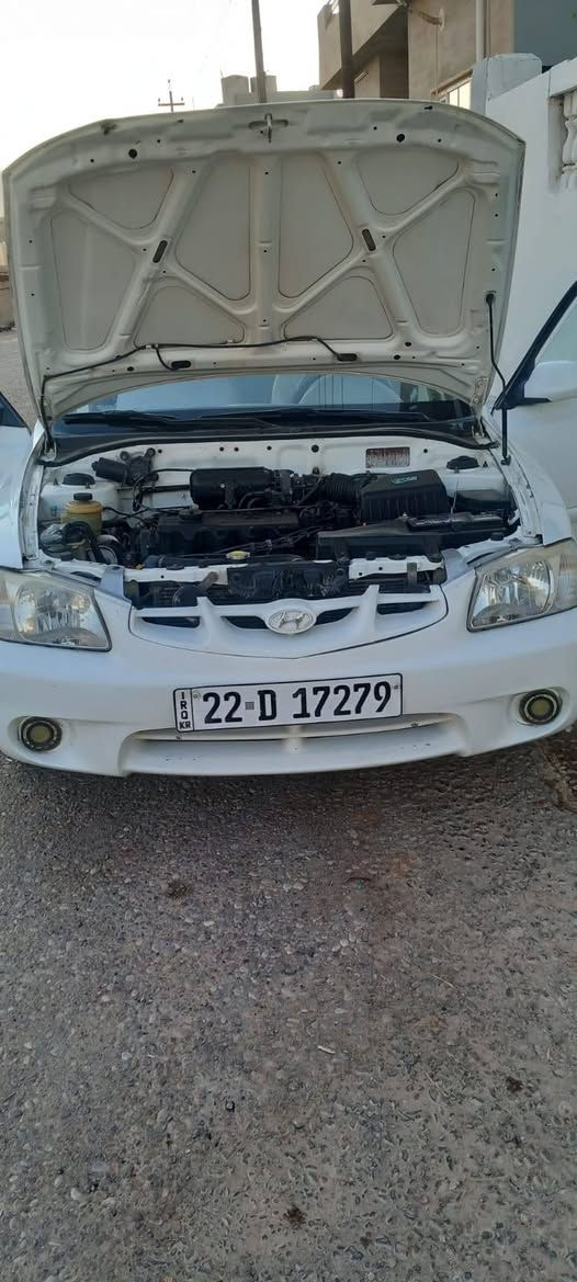 هونداي فيرنا ٢٠١٠ خليجي 
سنويه وهزه جديد بسمي 
كير محرك بشرط 
كلير عام لجماله بدون ضربه ولا دواخل 
سعر ٧٢$ 
*********** كركوك, العراق
