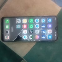 انفنكس هوت 10 • كسر بالشاشة • هدية شاحن وهدفون