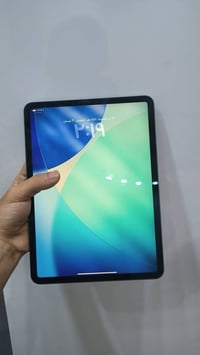 آيباد ١١ برو • معالج M1 • ١٢٨