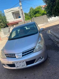 نيسان تيده • ٢٠٠٩ • ٧٦٠٠٠