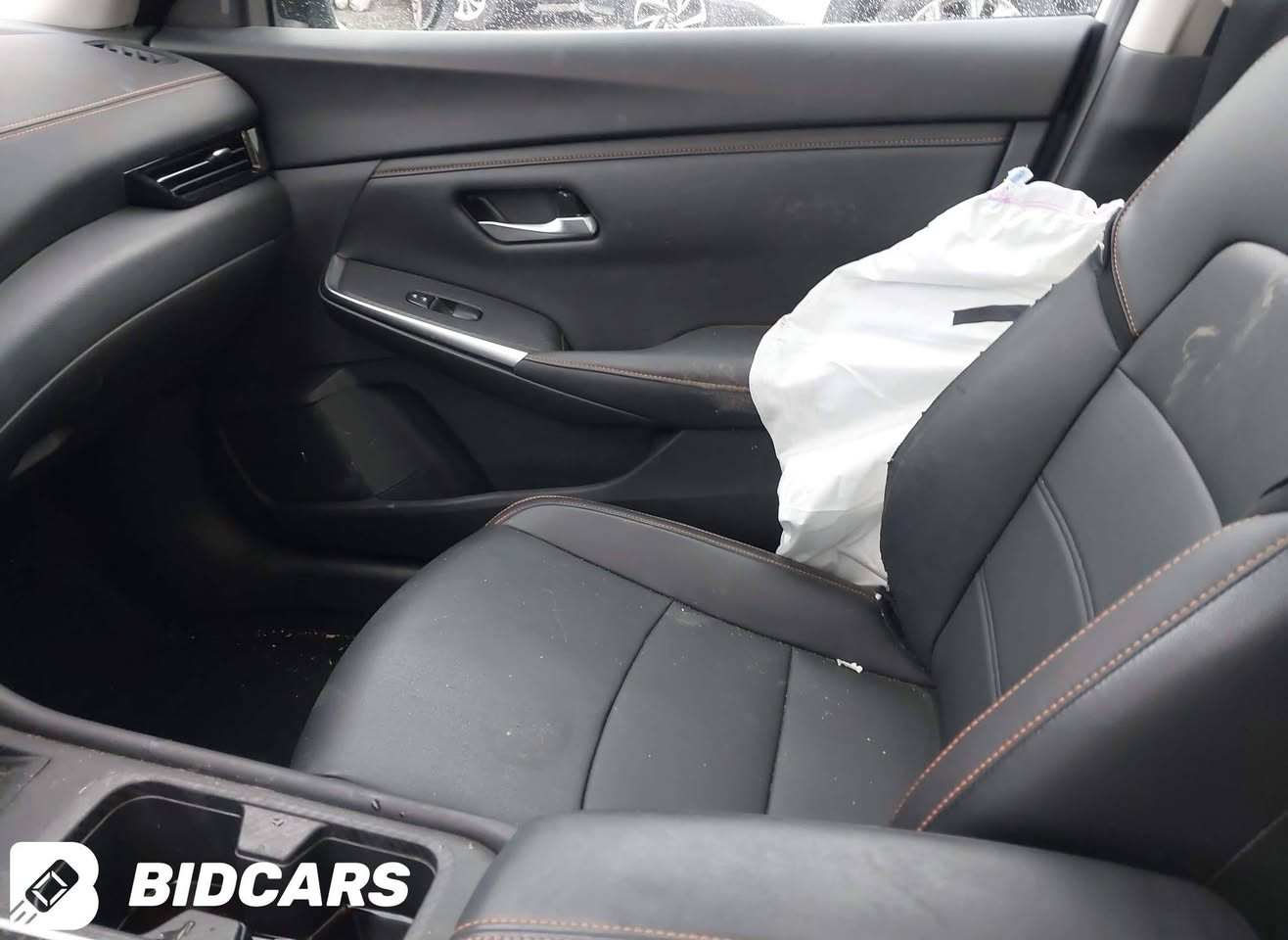 السلام عليكم 
Nissan Sentra Sr 2023
فول مواصفات 
فتحة 
بصمة
دخول ذكي
كامرات 360
حساسات خلفية وجانبية 
مانع تصادم
كشنات جلد
تدفئة مقاعد
تبريد منفصل سايق وراكب
وبقية المواصفات فول على اخر حبة
السيارة رقم ذي قار معوقين معوقتها بنية صغيرة 
سنويتها ل2030 وكالة بأسم المشتري
السيارة دخول  نهاية2025 
ماشية 36 الف يعني ماماشية بالعراق بس 5الاف
صارت بيها طخة كلش خفيفة بالبنيد اقل الاصبع وكحلتها يعني مو شي يذكر
السعر 155 وبيها مجال
***********
مكاني ناصرية مركز اتصل وتدلل
