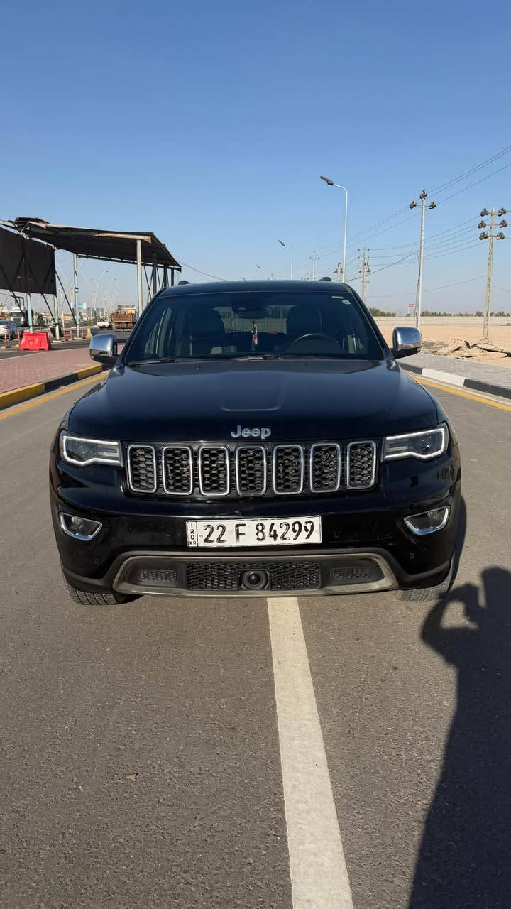 السلام عليكم 🫡 
جيب 2021 لمتدد فول الفول شنو ابالك بيهه رادرارات صقف بنوراما كشنات جلد شاشه جبيره  تحديد مسار السياره جديده ب معنه الكلمه  رقم اربيل ماشيه61 ميل 
الحادث كلش حلو دعاميه خلفيه مبدله فقط اصليه نفس الون  اخوان السعر 275 ومجالهه بسيط لشراي ونا ب خدمه 
         *********** البصرة, العراق
