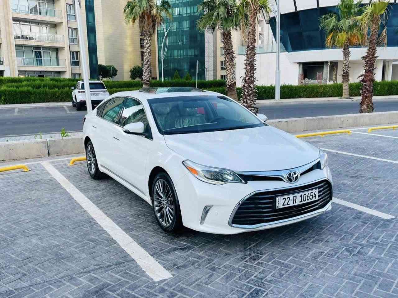 ئەڤەلۆن مۆدیل ٢٠١٧ خلیجی کلیین تایتل بێ قنج و قۆپ و شوخت دەحامیەکانیشی بەشەرت تەنها ٩٩ هەزار کیلۆمەتر حەقیقی رۆشتووە بەشەرتی ١٠٠٠ کۆمپیتەر هەموو شتی لەسەر دەقی بیلادی ماوەتەوە گێرو مەکینەو تەبریت و تەقەو رەقە هەموو شتی بەشەرت سپێری دانەبەزیوە هەموو ئەشیا بیلادیەکانی ماوە سەیارەکە لە هەولێرە
نرخی ٢٨٠ مەجال

***********
