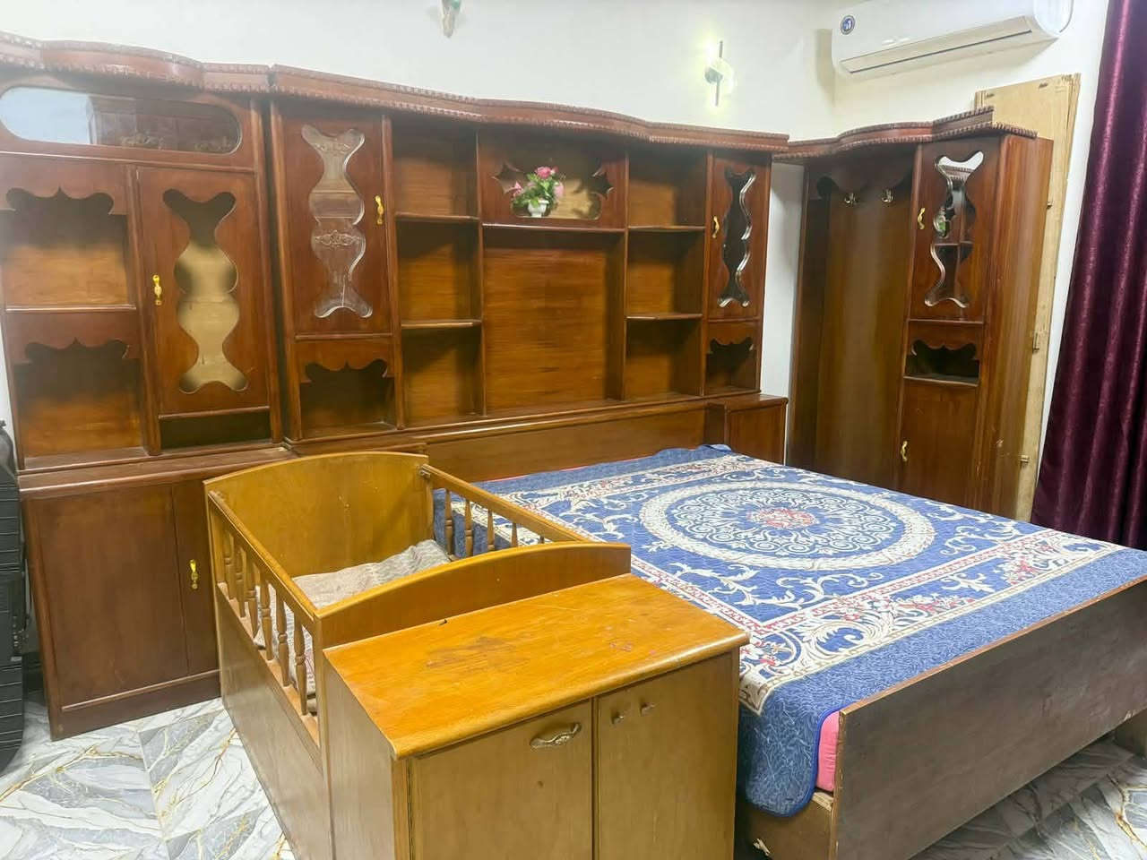 السلام عليكم غرفه نوم للبيع للاستفسار تواصل ع خاص


**إذا كنت صاحب هذا الإعلان وتريد حذفه لأي سبب، رجاءا أرسل رسالة إلى الدعم الفني**
