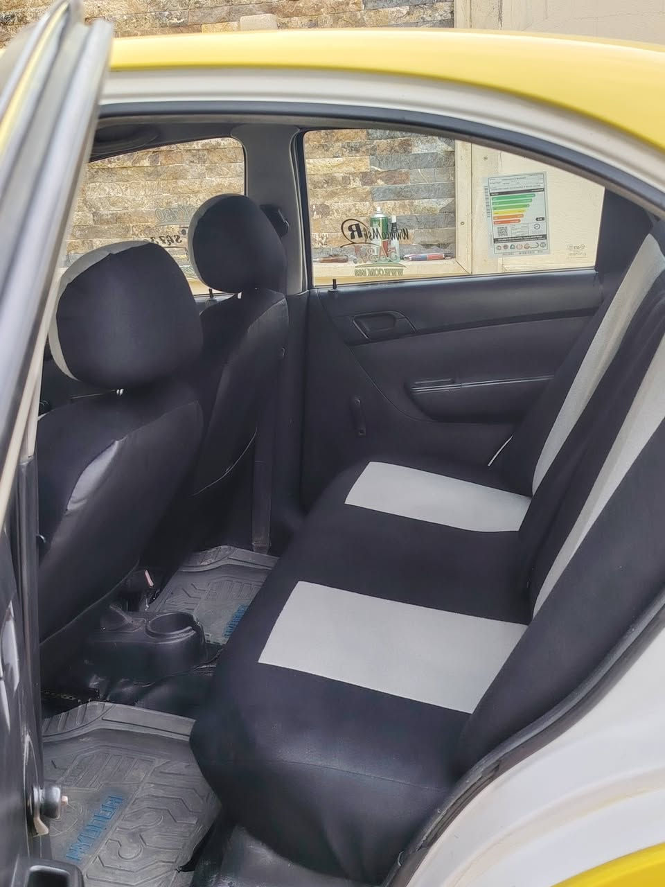 السلام عليكم.
افيو 2008 كوري.
التفاصيل:| 
رقم مميز صلاح الدين بسمي شرط التحويل وكاله كير مكينه شرط المكينه معمره جديد وحتا البساتن مشرحه حتا اذا انقطع قايش ماياثر على الولفات وفقط الطخه الموضحه في الصورة الجاملغ الخلفي حد السهم الي بل صوره والبدنه مثل ماموضح في الصورة صغير جدا مكاني الموصل الأيمن
والسعر59 باقي التفاصيل اتصل على الرقم:7512271097‬أو ***********
