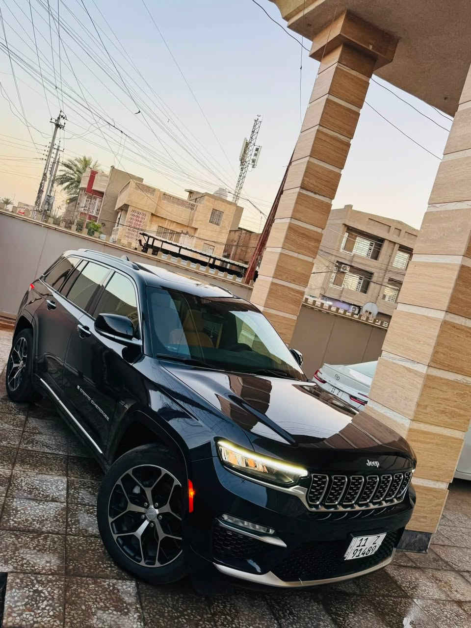 جيب كراند شيروكي 5 راكب سومت 2024
السومت تعرفوهة تجي اعلى مواصفات  
6 سلندر 3600
ماشية 13000  ألف كيلو جبته ماشيه 9500 الف 
اللون نيلي والسقف اسود تو كلر شركة 
رادارات من كل الجهات 
بنوراما 
سقف كنتار 
كامرات محيطيه 
اناره داخليه متغيره
داخل مشمشي 
3 شاشات 
4*4 دفع 
وضعيات قياده 
منزل اله برنامج خرائط العراق واللغه العربيه 
جنطه كهرباء 
جكات هواء لرفع سياره وتهبيطه 
اخوان هواي بيه مواصفات 
حادث جاملغ خلفي عكس سايق صبغ ونص الدعاميه الخلفيه
الساره رايده 45000الف دولار وبيه مجال بسيط 
يعني 4 شدات و 50 ورقه   
معجبتك اعبر المنشور اخويه 
***********
السياره بغداد باسمي
