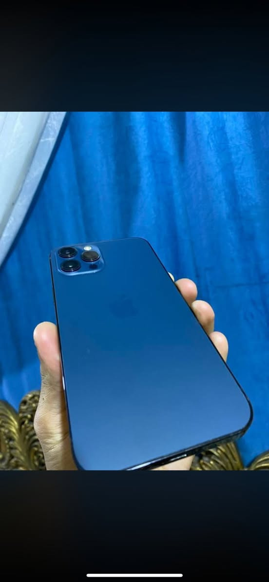 سلام عليكم اخون موجود 12برو ماكس نسخه اليابن دبل شريحه تلفون مكفول كفاله عامه بطاريه 80 مايصرف موجود كامل ملحقات حته الوصل مالته موجود ماخذه من أبل ستور 950مرواس بجاز آيفون 13 14 15 برو ماكس مع فرق رقمي ***********
