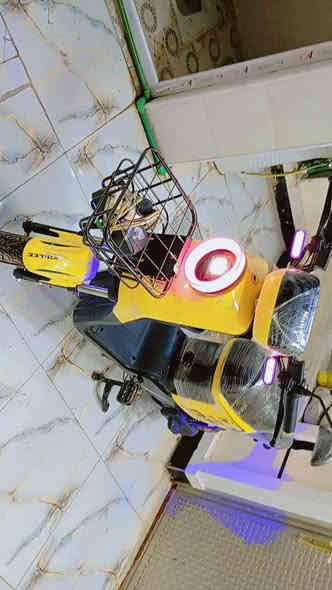 سلام عليكم دراجه شحن للبيع موديل 2026 نظام Rسرعه 109بلوتوث فولل بصمه 1كارتات 2مفاتيح 2 العنوان البلديات خلف الصحفيين السعر 525 وبيهه مجال بسيط
شراي تعال خاص *********** بي واتساب فقط 
الي مو شراي لا يتصل
