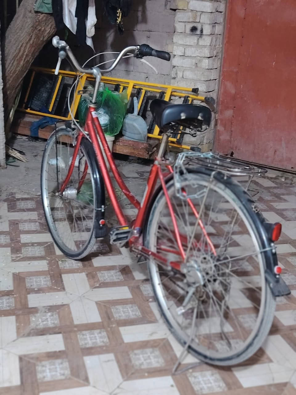 بيسكل بناتي ياباني باله 27
مكان ميسان.ماجديه  80 وبيه مجال للطيبين ***********
