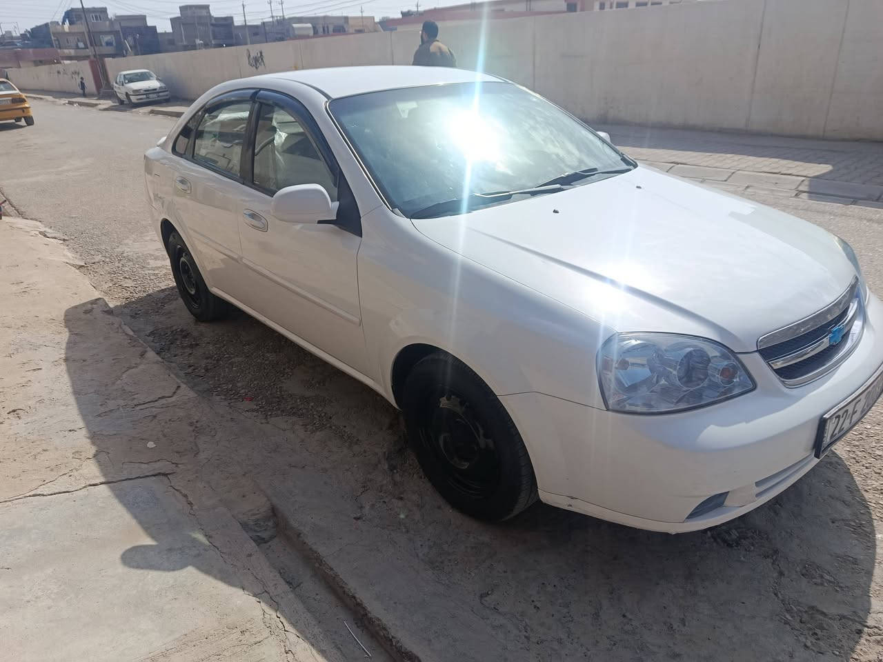 سلام عليكم اوبترا للبيع موديل 2012 شرط كير ومحرك كير عادي جام كهربائي مرايه كهربائيه سنوية جديد دفتر بانزين بيه ضرر موضح بصورة بل تكمة مكان قليل بيه معجون سعر 80 وبيه مجال مكاني كركوك ***********
