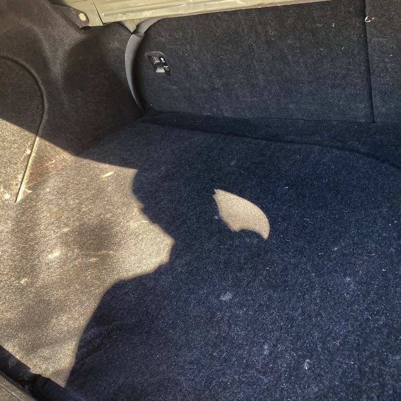 مازدا٣ ٢٠٠٩ 
ڕەنگی نەوتی 
حیزام بۆیاخ لەسەر ساخی 
سارد و وردەی زۆر کەمە و هەیکەلی جوانە 
مەکینەو گێڕی بەشەرت
سەنەوی تازە تا ٢٠٣٠ 
ساردی و گەرمی بەشەرت تەبرید بەشەرت
٤ تایەی تازەیە 
گوشن و داشبولڵی جوانەو نەدڕاوە تازە پۆڵیش کراوە 
سیعری ٦٥ گەڵاو مەجالێکی کەم
*********** السليمانية, العراق
