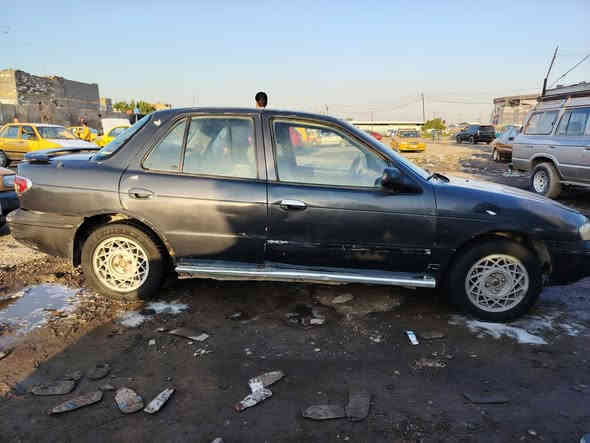 السلام عليكم كيه سيفيه ١٩٩٥ مكينه وكير وصدر جدد غرفته حلوه كهربائيات كله مكينه مفتوح كير اوتماتيك ١٩ ورقه وبيه مجال بسيط *********** بغداد مدينه تحويل مباشر
