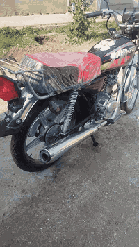 يالله سلام عليكم ماطور ايراني 4كير محرك فول كير فول عل فحص بيع او مروس شعندك نزل ايراني 5كير هيوشه الهاتف 0787 236 5695 السعر 400الف
