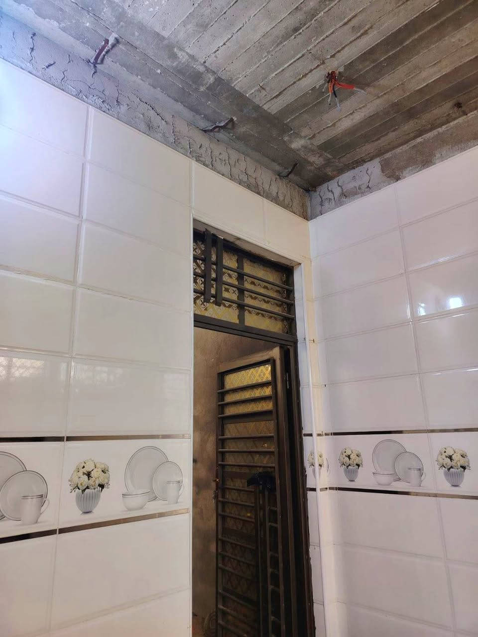 على بركة الله 

♻️ للبيع بيت طابو زراعي ♻️

↩️ بناء حديث (2025)

📃طابو زراعي سند 25 مرقم بلدية 

🧧مساحة 280م طابقين و ركن  على شارعين

✅ابعاد (14×20)م

🧱 بناء طابوك وكونكريت 

📍يحتوي على 3غرف نوم ومطبخ حار + بارد و استقبال وصالة و مجاميع صحية عدد 2 ومناور 

🌍موقع  : مشخاب ام عردة الفرع المقابل لحسينية فاطمة الزهراء (ع) 🌉 

🔴 لمعرفة السعر كتابة كلمة  (تم)  او عند الاتصال 🔴

للتفاصيل اكثر زيارة المكتب الواقع بالشارع الرابط بين مول الف هلا و المتنزه مجاور معجنات الراقي ومجاور شركة زين 🛣
 او الاتصال على الارقام التالية : 
*********** ابو فهد
*********** فهد

#مكتب_خطوات_الفهد_للعقار
