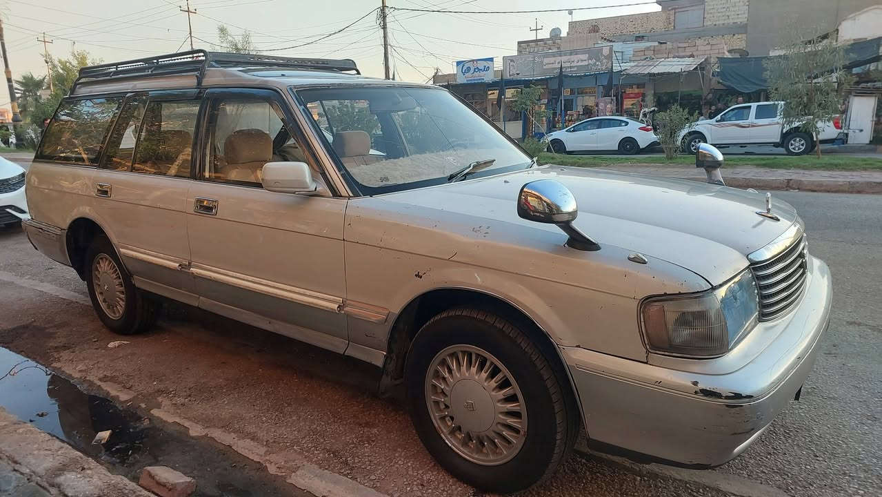 تايوتا كراون ارنب استيشن موديل ١٩٩٣ مكفوله من الضربه والكص والكلبه ونقل الجثه محرك ٢٥٠٠ جيد جدا تبريد شغال حداديه جديده تخم تاير السياره كلش حلوه وجاهزه السعر ٥٨ وبيها مجال بسيط العنوان الديوانية الشاميه للإستفسار الاتصال ***********
