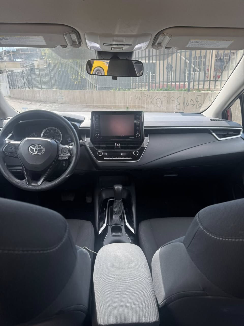 كورولا 2022
ماشيه 73 ميل 
مواصفات Le 
ضرره جاملغ خلفي وشبر من الباب 
رقم سليمانيه 
مكان السياره كركوك 
***********
