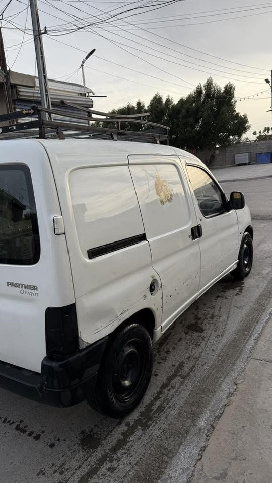 للبيع سيارة بيجو بانتر موديل 2012
مكفول ✔️ لا تبخير ✔️ لا تنقيص ✔️
كير مكفول سياره حلوه 
الحالة: تحتاج شغل بسيط بالكهربائيات
رقم: ذي قار
الموقع: بغداد – تقاطع منطقة 9 نيسان
السعر:35 قابل للتفاوض
الهاتف: ***********
أبو حسين
