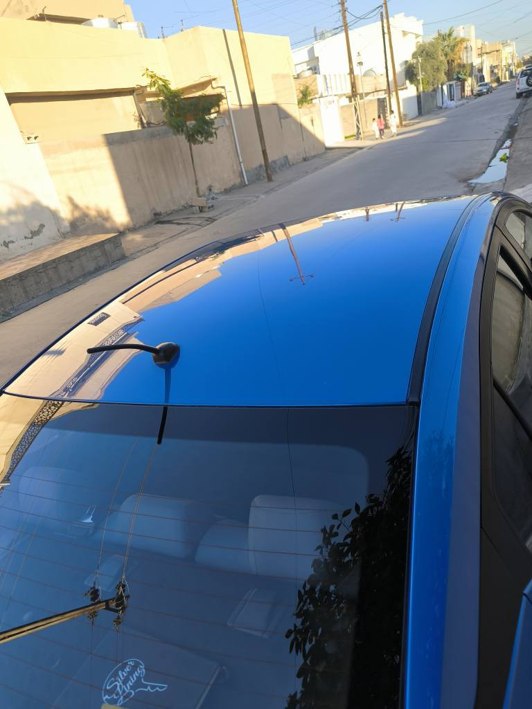 Nissan versa 2020 
ماشية 160.000km قابلة للزيادة 
حادث الوارد مرفق بالصور حادث سطحي بدون اي دواخل و ايرباك سليم 
3N1CN8DV6LL831600
وتقرير السيارة مرفق
قطعتين صبغ بونيد وجزء من جاملغ سايق +هلال سكن خلفي بارد وجزء من باب خلفي بارد 

المحرك بشرط بدون تبخير وصرف 

الكير بشرط سليم وتبديل دهن الكير بانتظام من مركز totachi sevice erbil والوصولات موجودة

للتواصل ***********
المواصفات :-
نظام تشغيل بصمة وقفل ذاتي وخروج ذكي
نظام تحديد السرعة cruise control 
تنبيه الخروج عن المسار
تتحكمات ستيرن 
شاشة بلادي+ Bluetooth +AUX
كاميرا خلفية مع حساسات بلادي 
نظام توقف ذاتي (مانع اصطدام)
تحكم مرايا جانبية كهربائي 
ايرباك محيطي عدد 10 srs
بريك abs ومانع انزلاق

تبريد بشرط
تايرات جديد
صدر جديد
سنوية 2027 بدون غرامات 
كوبون بانزين موجود 
سيارة جاهزة متحتاج تصرف عليها 
120$وبيها مجال ان شاء الله كركوك, العراق
