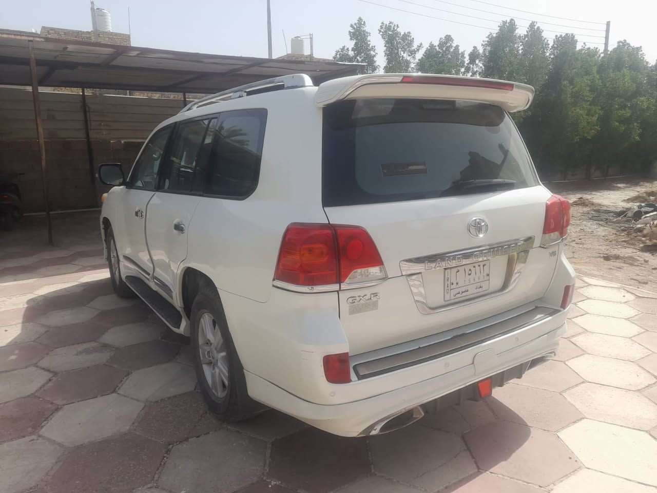 🚘 للبيع لاندكروز 2015 GXR
▪️ 6 سلندر  
▪️ ممشى 125 ألف  
▪️ السيارة كفالة ونظيفة جدًا  
▪️ بيها بابين جهة السايق بيهم بارد بسيط + تكحيل  
▪️ غير هذا السيارة نظيفة وما تحتاج شي  

💰 السعر: 400 ورقة و4 شدات  

📞 الاتصال:  
🚘 للبيع لاندكروز 2015 GXR  
▪️ 6 سلندر  
▪️ ممشى 125 ألف  
▪️ السيارة كفالة ونظيفة جدًا  
▪️ بيها بابين جهة السايق بيهم بارد بسيط + تكحيل  
▪️ غير هذا السيارة نظيفة وما تحتاج شي  

💰 السعر: 400 ورقة و4 شدات  

📞 الاتصال:  
***********
