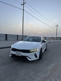 كيا K5 • ٢٠٢٣ • فول مواصفات