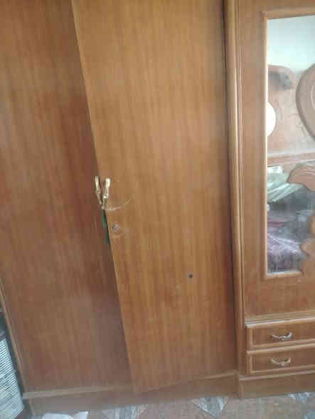 السعر 600 وبيها مجال ***********
