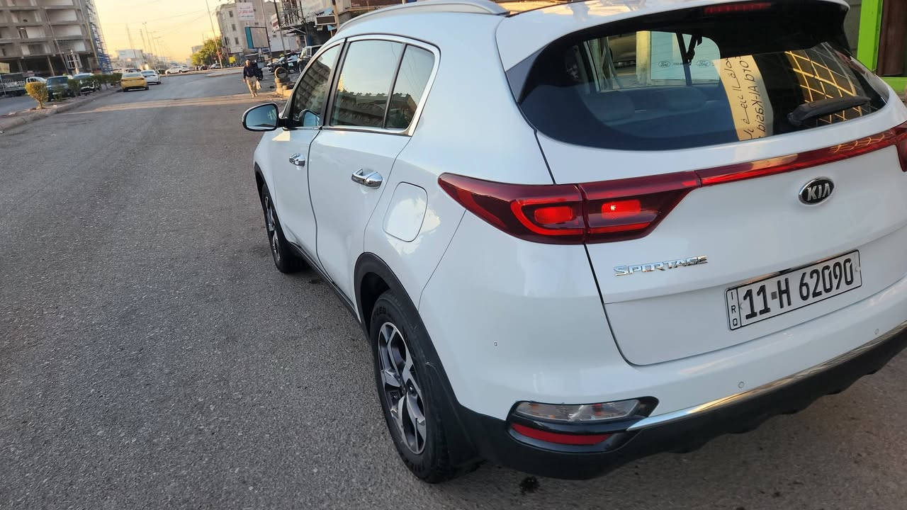 كيا سبورتاج 2020 –  خليجي
/ بنوراما / جلد
• المواصفات: بانوراما + جلد + حساسات 
• المحرك: 2000 دوش
• الممشى: 71,000 km
• الملاحظات:
بارد بسيط بالكنر يم قبق البنزين
الجاملغ مبدل ومصبوغ + ربع الباب الايمن مباوك
• اللوحة: رقم جديد – محافظة بغداد

💰 السعر المطلوب: 187$  قابل للتفاوض البسيط
📞 للاتصال: … ***********
واتساب ***********
📍 الموقع: الكرادة
