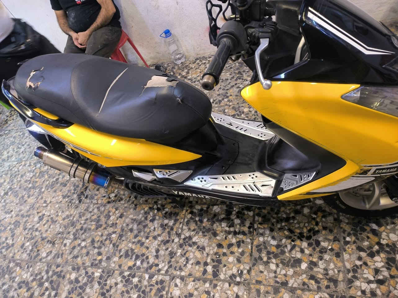 ماجستا اس رياضي ستينية
مبدل فقط كازكيت نظافه شوفت عينك سلف صالنصه رياضي قبق كلج و قبق شوته كاربون دراجه كامله مكمل سعر 1300وبيها مجال بسيط تواصل ***********
