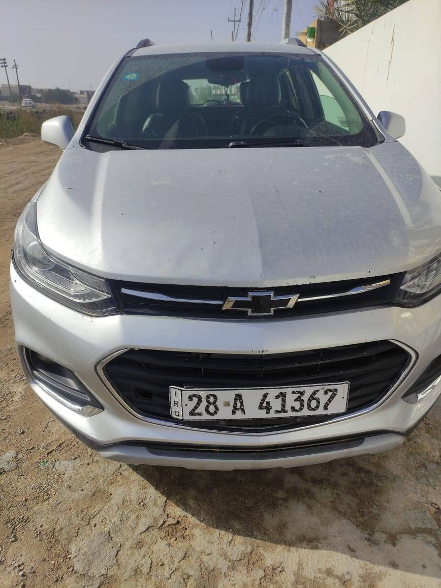 السلام عليكم 
سياره تراكس وارد أمريكي موديل 2019 نظيفه جدا محرك وكير مكفولات 
تبريد ثلج ماناقصها أي شيء ماشيه 59
السعر المطلوب 92 ورقة وبيها مجال 
لمزيد من المعلومات الاتصال على 
*********** بي واتس آب
