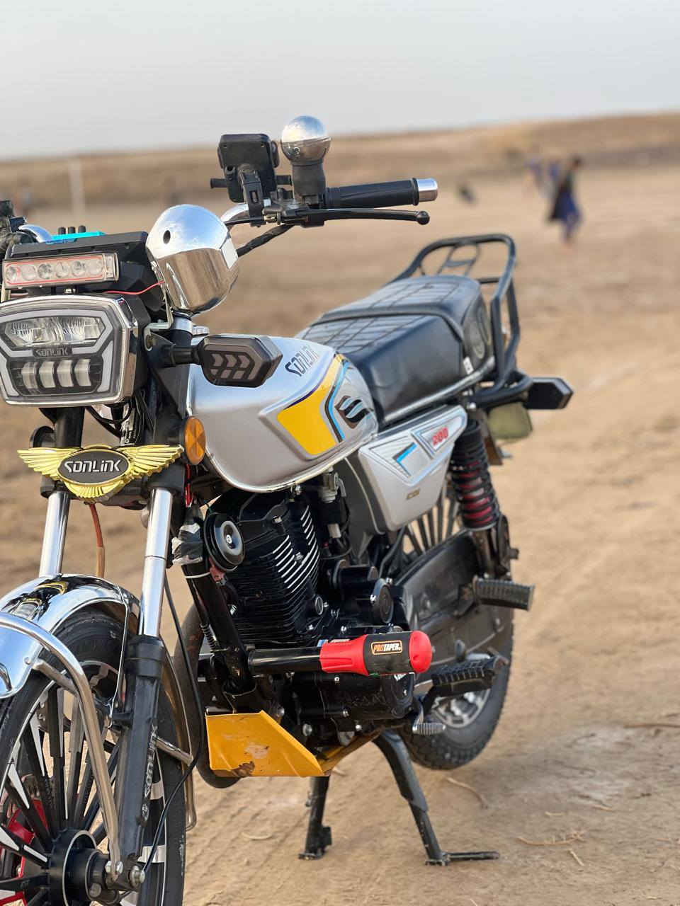 السلام عليكم دراجه سيفانه ٢٤ شكل ٢٥ كفاله عامه من كلشي سعر ٧٧٥ وبيه مجال بصيط بابل شوملي قرب صيطرت الخضريات ***********
