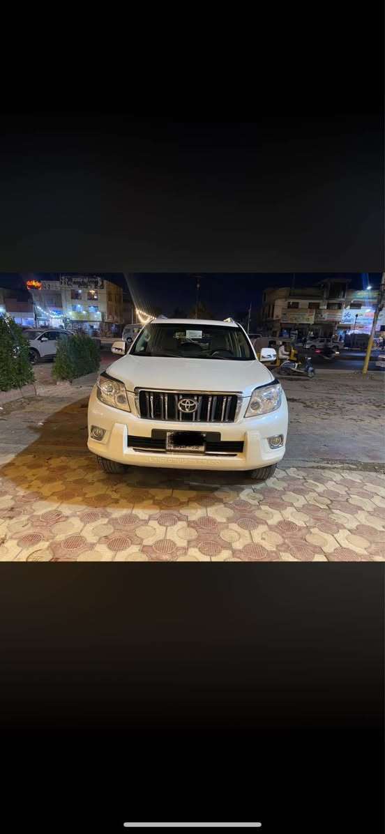 السلام عليكم برادو ٢٠١٢ كويتي مكفول 
رقم بغداد مميز 
ماشية ١٦٠
ستة سلندر ٦
فتحة سقف سلايت 
دبل تانكي 
هوك خلفي 
تشغيل عن بعد 
بصمة ابواب وتشغيل 
سبعة راكب 
ثلاث قطع تبريد مركزي 
دشبول صاج 
سبير تعليك 
جام اوتو 
السعرة ٢٩٠ وبيهة مجال
العنوان زيونة تقاطع ملعب الشعب 
***********
*********** بغداد, العراق
