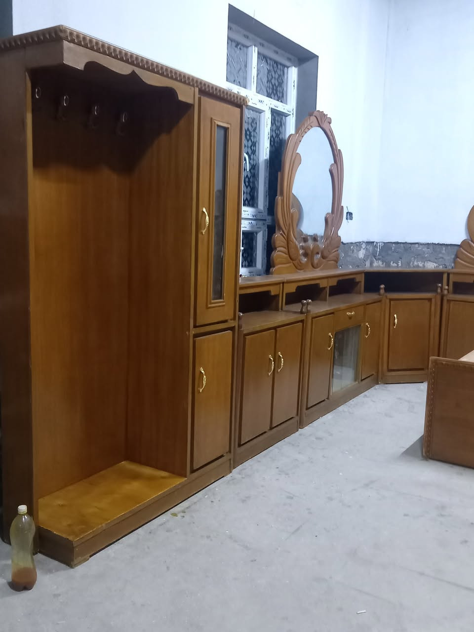 غرفة نوم احطاطه سعر ٧٥٠ قفل قفل العنوان الرمانه البعبيد اكو توصيل بكروه ***********
