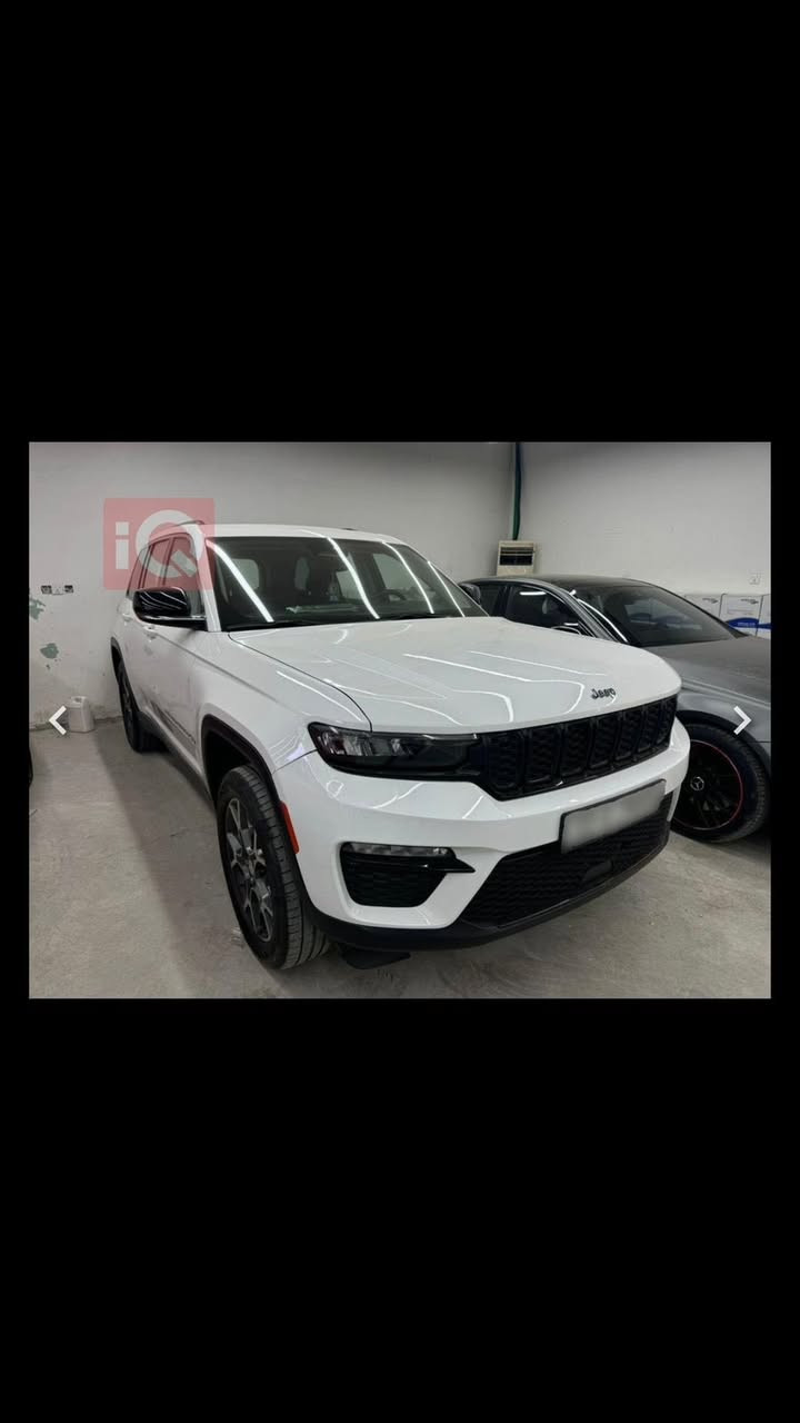 جيب شيروكي موديل 2023 لمتد شكل جديد 5 راكب لون ابيض حادث بسيط جداً فقط جاملغ تبديل بدون لغد بدون ايرباكات شاشتين شاشه بلي ستيشن ماشيه 37 الف بسمي السعر 32000 $
للتواصل فقط على الرقم ***********
