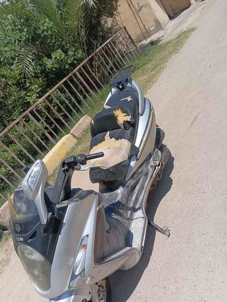 موطور سايم نضيف لبيع شغال بي صوت بلمحرك صوت جواكجيج محرك 250
كهربيات شغاله تلف شغال كله شغال شراي تصال ***********مكاني لرمادي لحوز شراي تصال سعر خاص وصير مراوس
