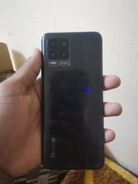 ريلمي 8 • نضيف • عليه مجال