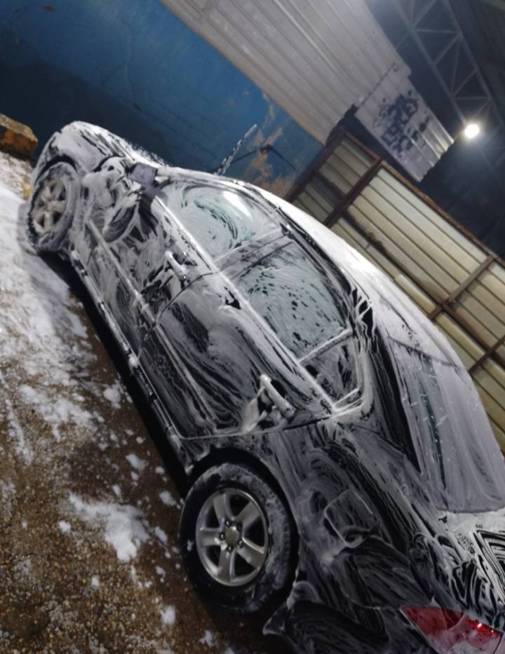 السلام عليكم لوتز موديل 2009 سياره فول الفول كشر مكفول بس هلال جماملغ خلفي بي صبغ اثر جراد سياره جاهزه على اخر حبايه رقم دهوك دولي باسمي  هزه جديده سنويه 2027 دواخل واحد على واحد شاشه كهربائيات كلها شغاله تحكم ستيرن تبريد تدفئه سياره متعوب عليهة مال جناي 
ملاحظه مكينه بيهة ضعف فقط 
سعر 108 وبيهة مجال قليل يعجبك اهلا وسهلا مايعجبك صلي على محمد واعبر المنشور وكلشي موجود بلسوك 
عنواني الديوانيه السنيه *********** خاص ماجاوب
