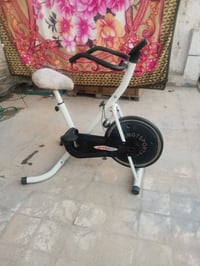 جهاز رياضي • بايسكل • تمارين