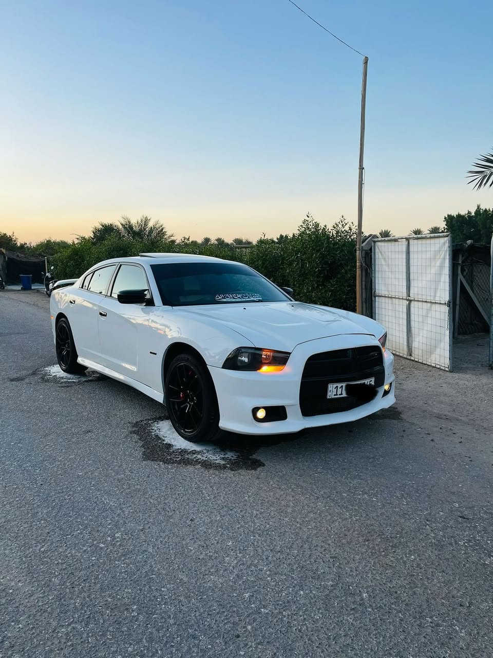 جارجر rt max2013 رقم بغداد ب اسمي مداور ثاني يوم
فول للاخير فتحة سقف كشن السائق ميموري بدل بريك متحرك ستيرن كهرباء الكشنات امامية كهرباء تبريد واسخين مقاعد  امامية شاشة كبيرة srt 
كشنات خلفية تدفئة 
السيارة عليهة دوشنة كامل حسين شمارة +دشبول خياط مال حديث 
كب هولدر تبريد 
عليهة داون بايب 
بلكات ريسنك 
ولف حماوة ريسنك 
دبات ريمونت علي الوادي 
برمجة مصطفى ايكل 
منطومة غاز اصليه 100لتر سعرها 950 الف شغل مرتب يم مهندس 
لايت عالي ناصي زنون 
ويل ويلد جديد قبل يومين شديته سعره550$

حادث امريكا جاملغ وبنيد جهة السايق 
وهنا صار بيهة طخات خفيفة بدون دواخل ابيعلك حزام 

السيارة مناقصهة برغي من كير ومكينة وحدادية جديده قبل سبوع وره وكدام ومنضومة تبريد واكسل 
السعر 135 بيها مجال 
العنوان بابل الحله/***********
