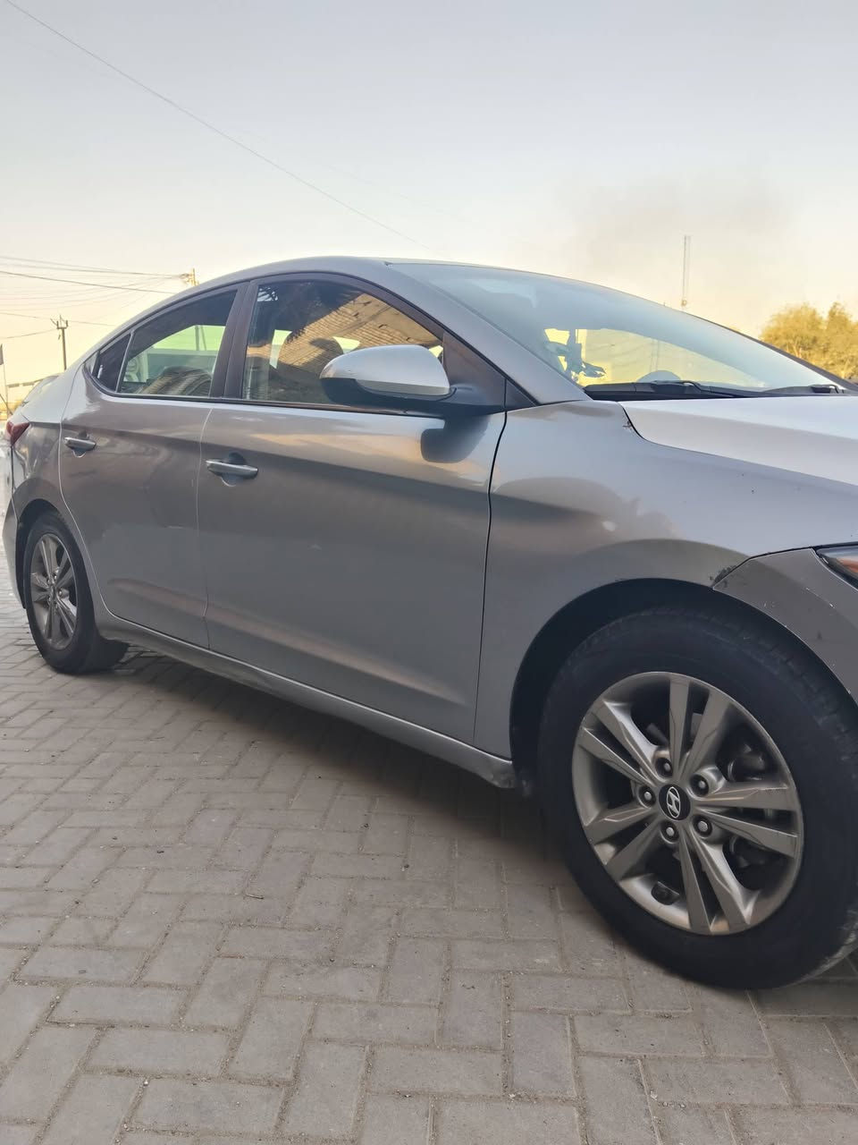 السلام عليكم النترا موديل 17 امريكي نص فول كير محرك خير من الله  صدر بحاله جيده رقم بغداد انكليزي محرك 2000  تخم تاير جديد شاشه تحكم الكيرثلاثة انضمه سبورت وعادي وقتصادي بسعر 107 وبيه مجال رقم الهاتف ***********    مدينه الصدر
