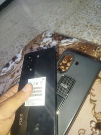 POCO X7 pro ذاكرة 512  نضافة 100% مع كامل ملحقاته السعر 450 قفل واتساب...