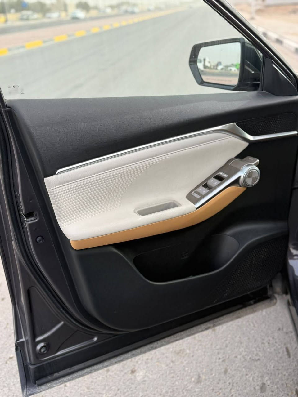 السلام عليكم GAC
زيرو(0)
موديل 2024
فول مواصفات اعلى فئه
1/1
السياره 
محرك بانزين ٢٠٠٠
محجوزه بسم موضف
 يسوي وكاله بسم المشتري
كفاله عامه السياره
زيرو زيرو
السعر 125
مكان السياره البصره
***********
