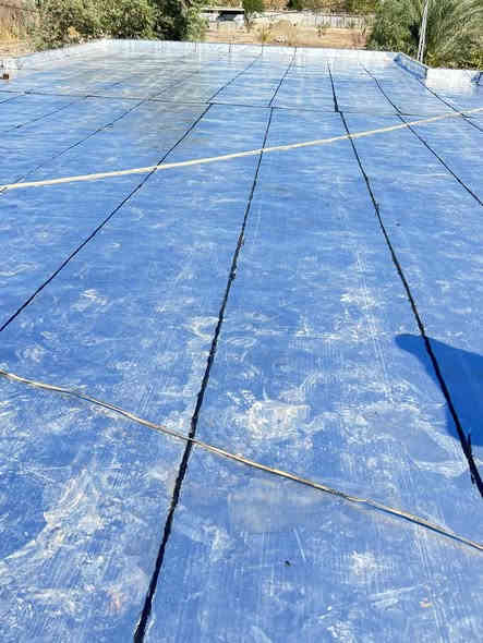 ايزوكام لتغليف السطوح  يحفظ سطحك من الرطوبه ولأمطار  ويكون عاكس  للحراره أيضا  ويتكون من 3انوع
إيراني،، تركي،، إيطالي 
وتكون الروله متداخله من ست طبقات

1ماده عاكسه للحراره
2ماده مانعه الرطوبه
 3ماده ألمنيوم
4ماده سليفون
5ماده ألياف
6 ماده زفت

يكون السعر حسب النوع الماده
ولديك ضمان 10سنوات 
ويكون العمل على جميع انواع سطوح

1 اشتايكر
2فرشي
3صب
4 جينكو
5ساندوج

ومن ضمن هذا العمل  نقوم بتزفيت السصح
.. وبلاش.. ويغنيك من التراب  ومن الثقل الذي يسلط على سطح
يكون سعر المتر 5_6الف 
للأسفسار أكثر  اتصل ***********
او تواصل واتساب
