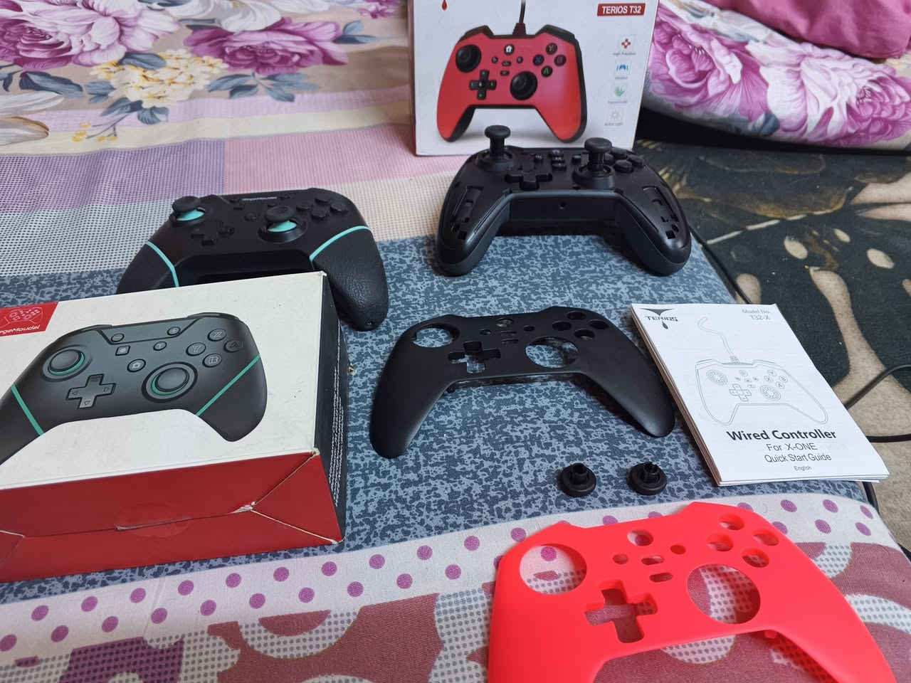 السلام عليكم جوستكات قطعتين وحده تشتغل عل اكس بوكس ثانيه تشتغل عل جهاز. ما اعرف يشتغلن بيسي ما ادري بيهن شكد تنطوني بيهن تكدر تبدل كير تكدر تبدل كفر


**إذا كنت صاحب هذا الإعلان وتريد حذفه لأي سبب، رجاءا أرسل رسالة إلى الدعم الفني**