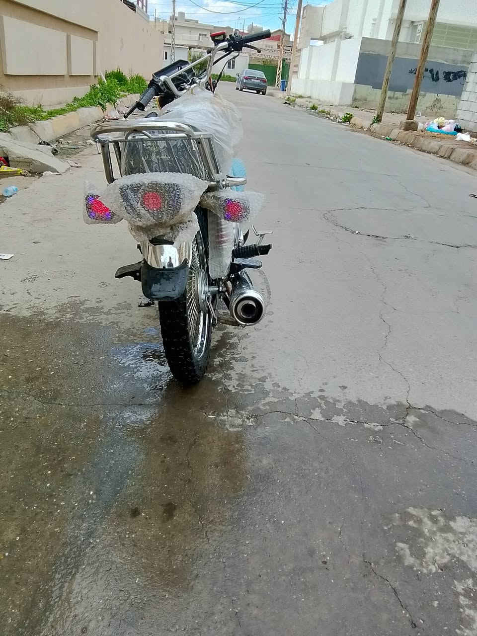 سلام عليكم دراجه سونيك اربعه كير محرك كبس موديل 24امحدث 25 دراجه صفر دراجه كاعده كل نقص مابيها خير من الله متوازي ومستعجل سعر 650بيها مجال حيبل قليل تحياتي موشراي اعبر المنشور ***********كركوك
