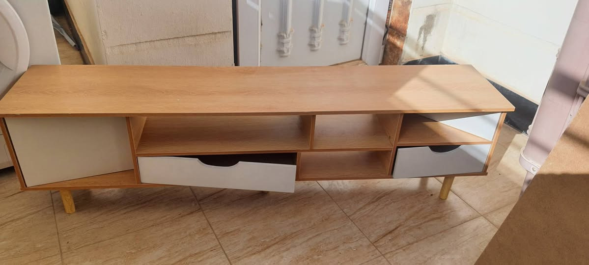 اغراض نضيفة وجديدة  معروضة للبيع الاسعار مذكورة تحت كل صورة للاستفسار المراسلة خاص او الاتصال عبر الرقم ***********
